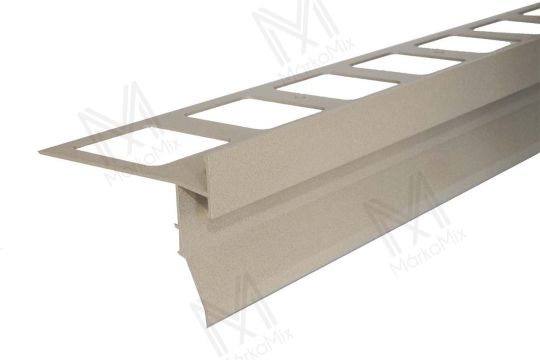 Kőhatású alumínium terasz vízorr profil  69x95mm/2,70 m, homok színben, 8-12,5 mm lapvastagságig